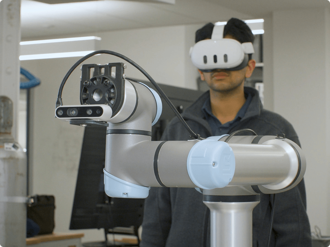 Mobile Manipulators for Advanced Manufacturing